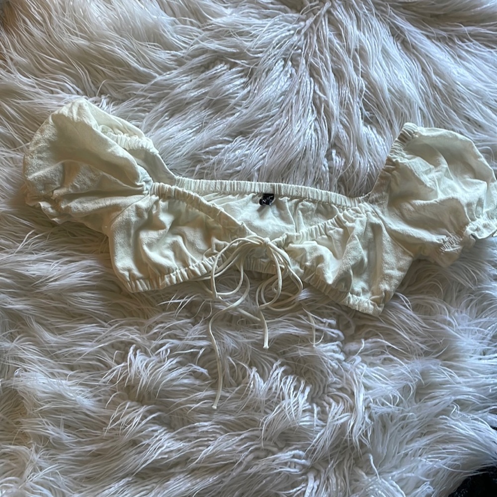 White Front tie Crop Top